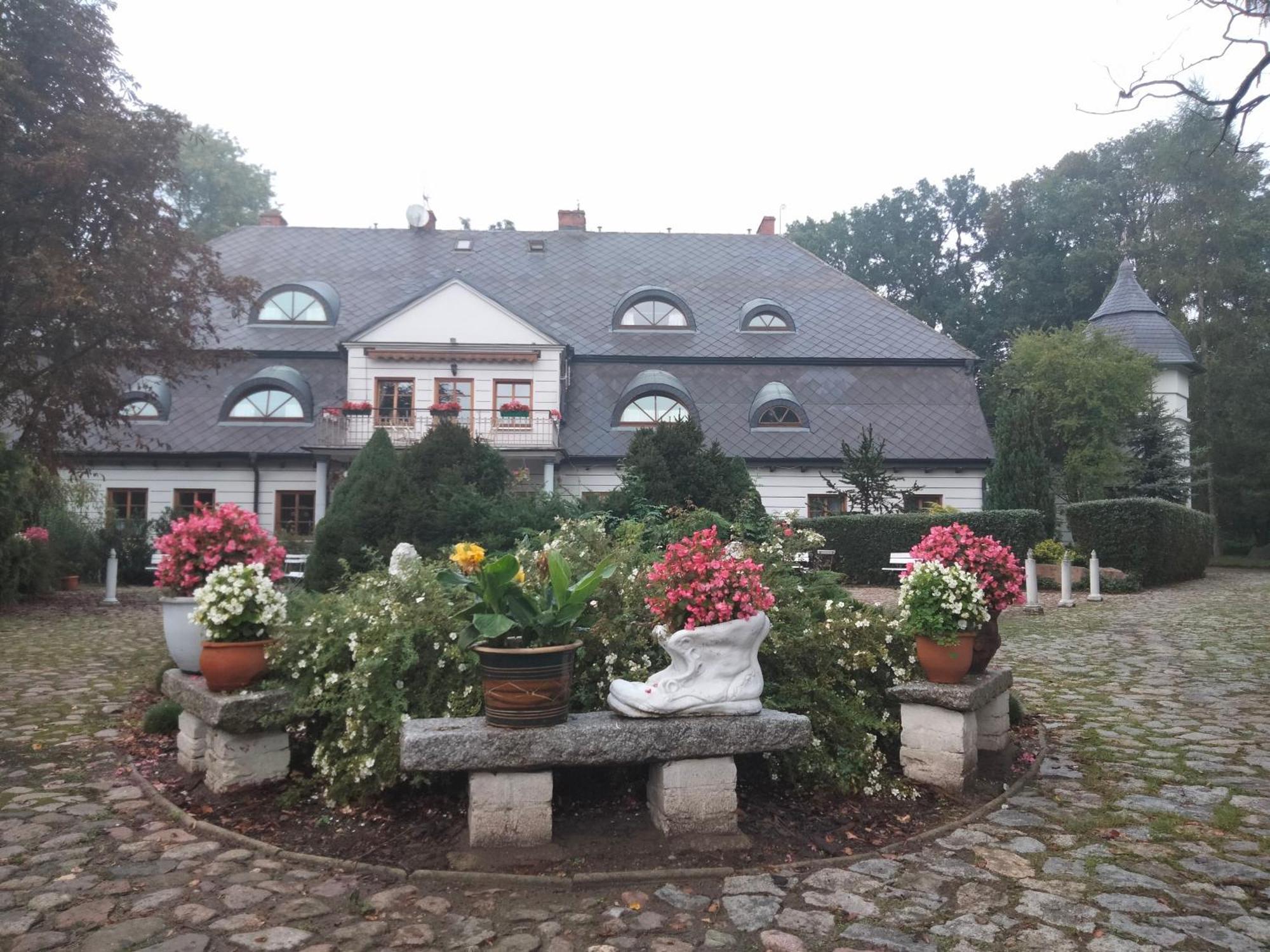 Villa Dworek Pod Herbem Gądkowice Exterior foto